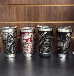 Copo Térmico com Tampa | Personalização 360º